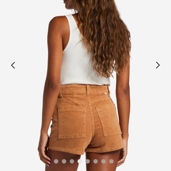 LIKE NEW Billabong Brown High Waisted Corduroy Fall Soft Shorts Size 26 - Picture 3 of 11